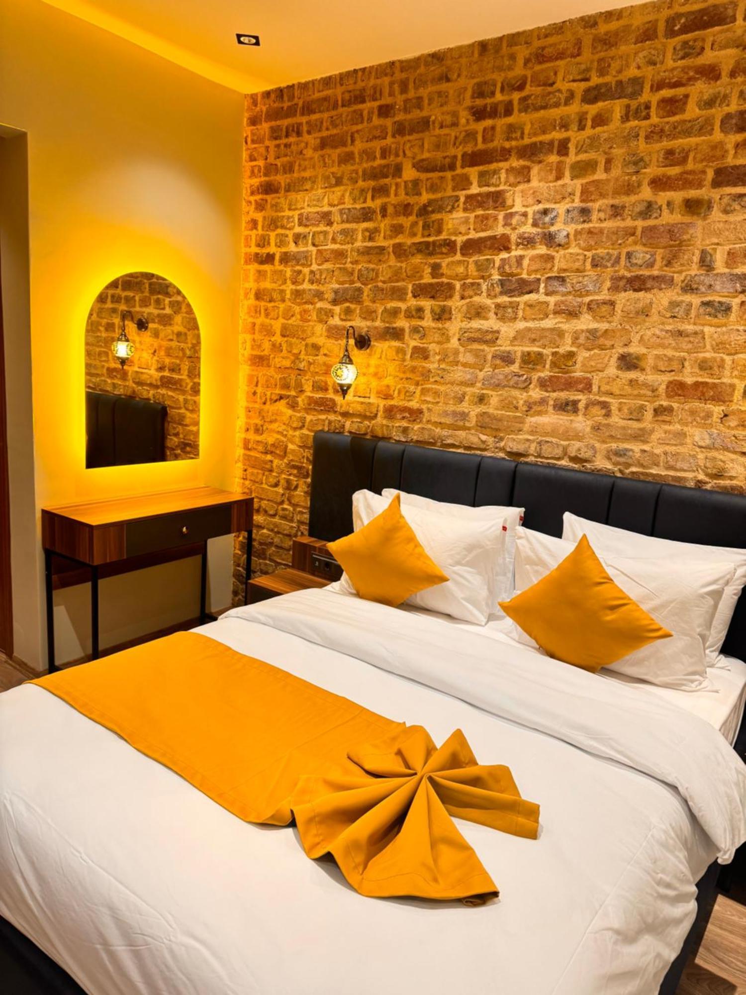 Galata Calm Tale Hotel Стамбул Экстерьер фото